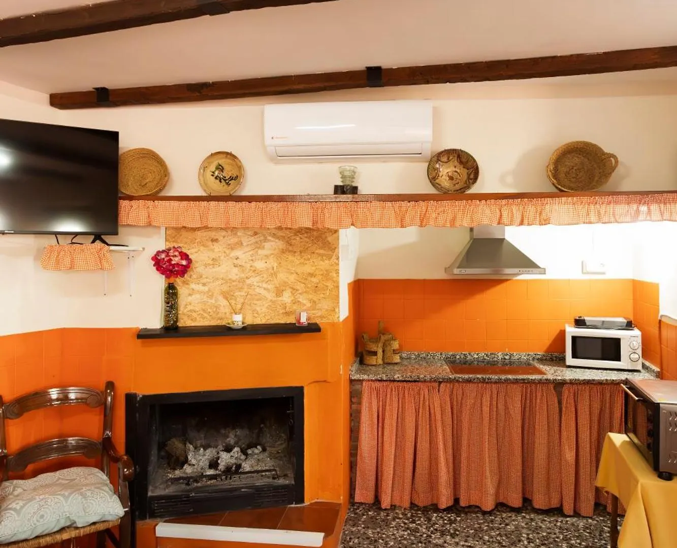 Molino De Lucero, Casa Rural Teba 0*,
