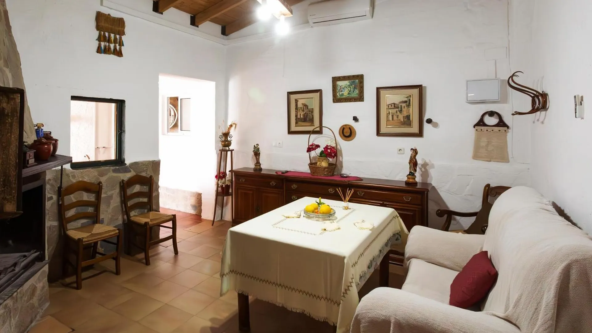 Molino De Lucero, Casa Rural Teba 0*,