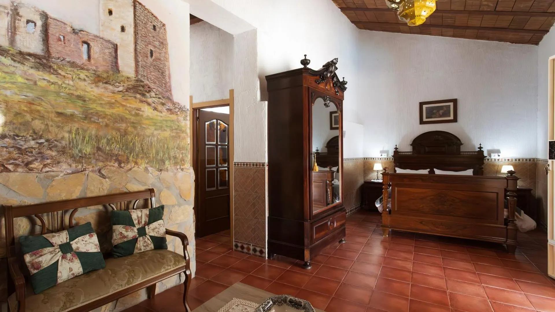 Molino De Lucero, Casa Rural Teba